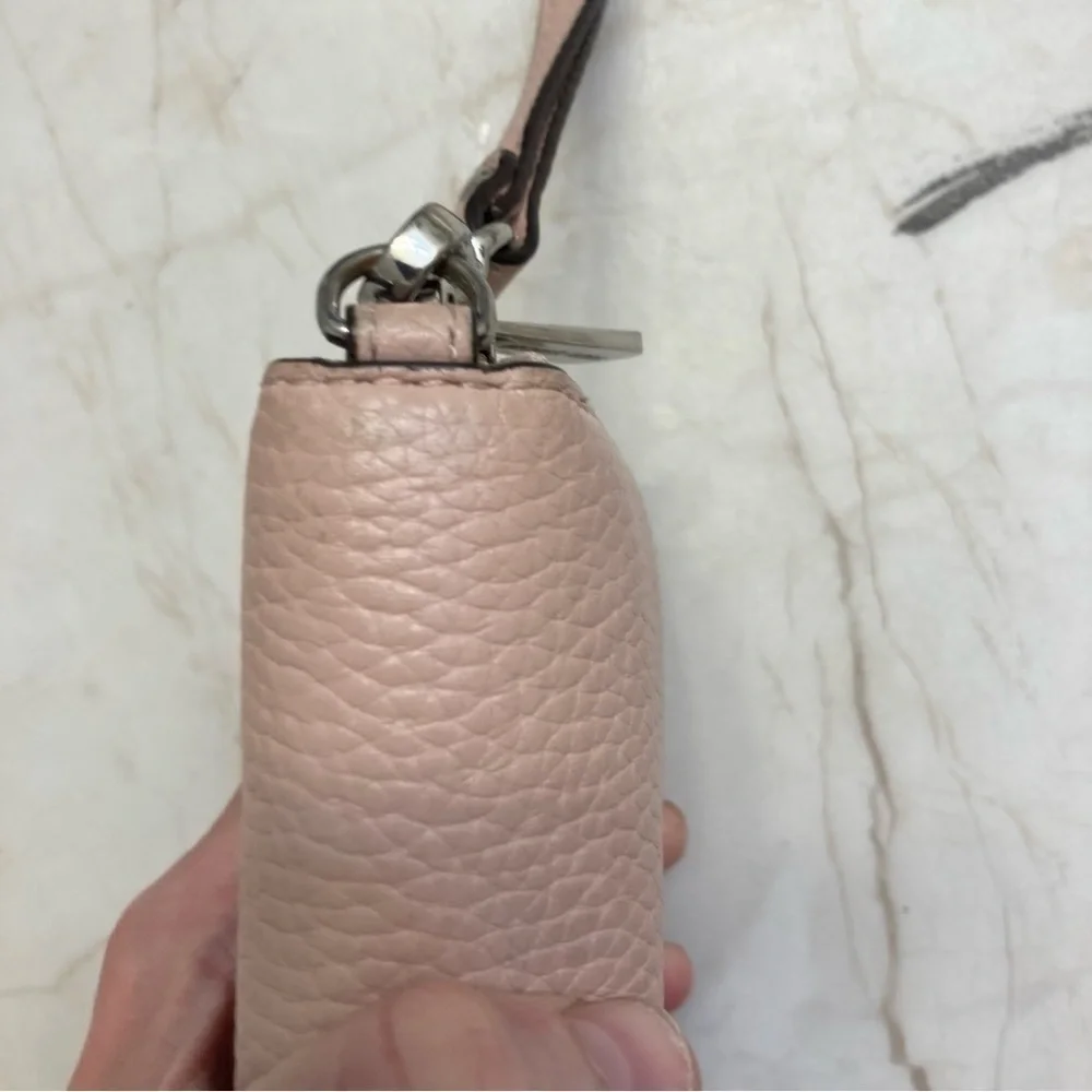 Michael kors pink leather zipper wristlet clutch bag